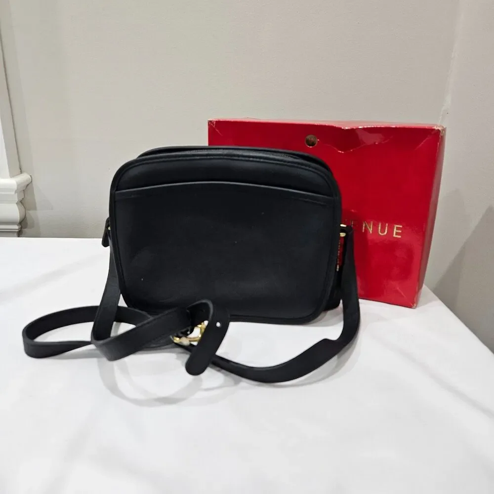 Vintage Coach Camera Bag 1986 Navy Blue Leather Strap Travel Vacation Holidays